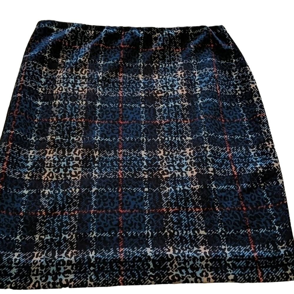 EUC Scuba Pencil Skirt Zack London, 12